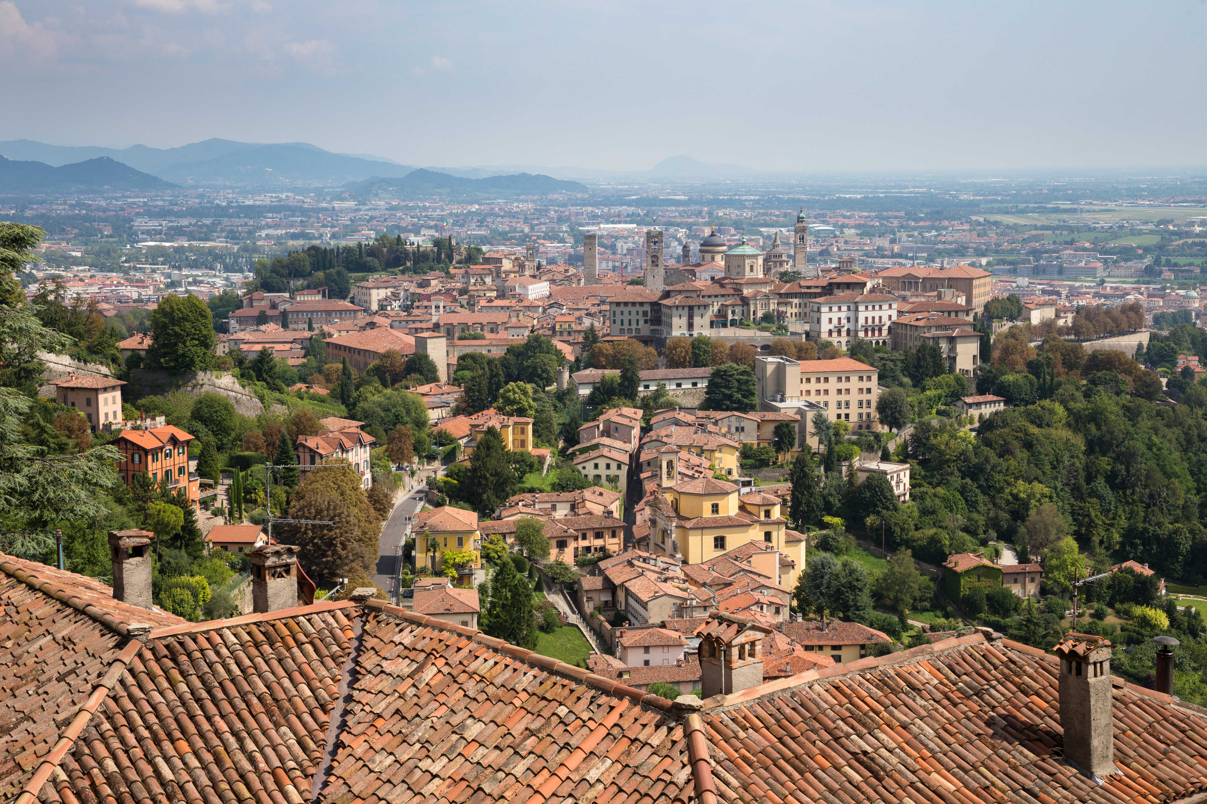 Blick über die Dächer von Bergamo