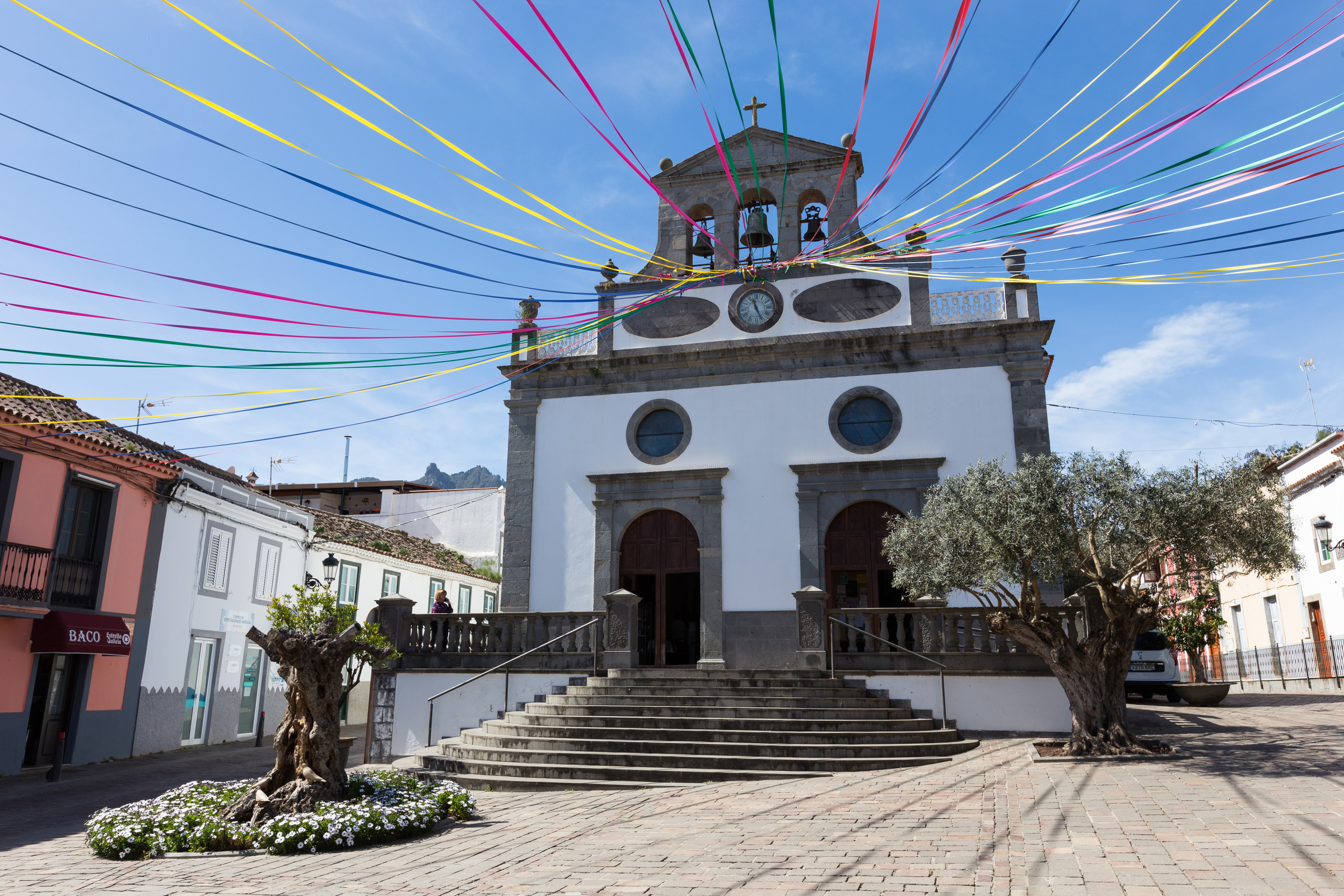 Kirche in San Mateo während Karneval