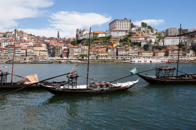 Rabelo-Boote auf dem Douro in Porto