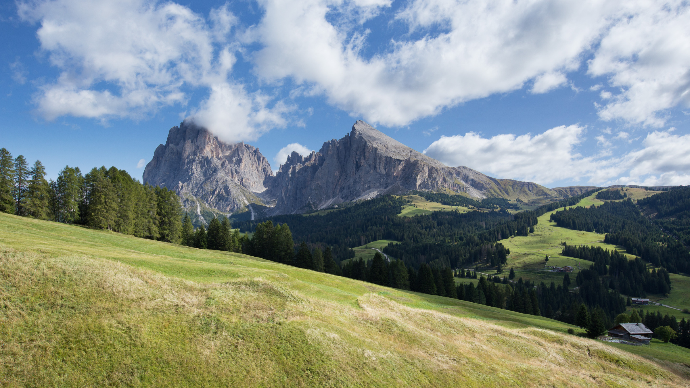 Wolken über der Seiser Alm