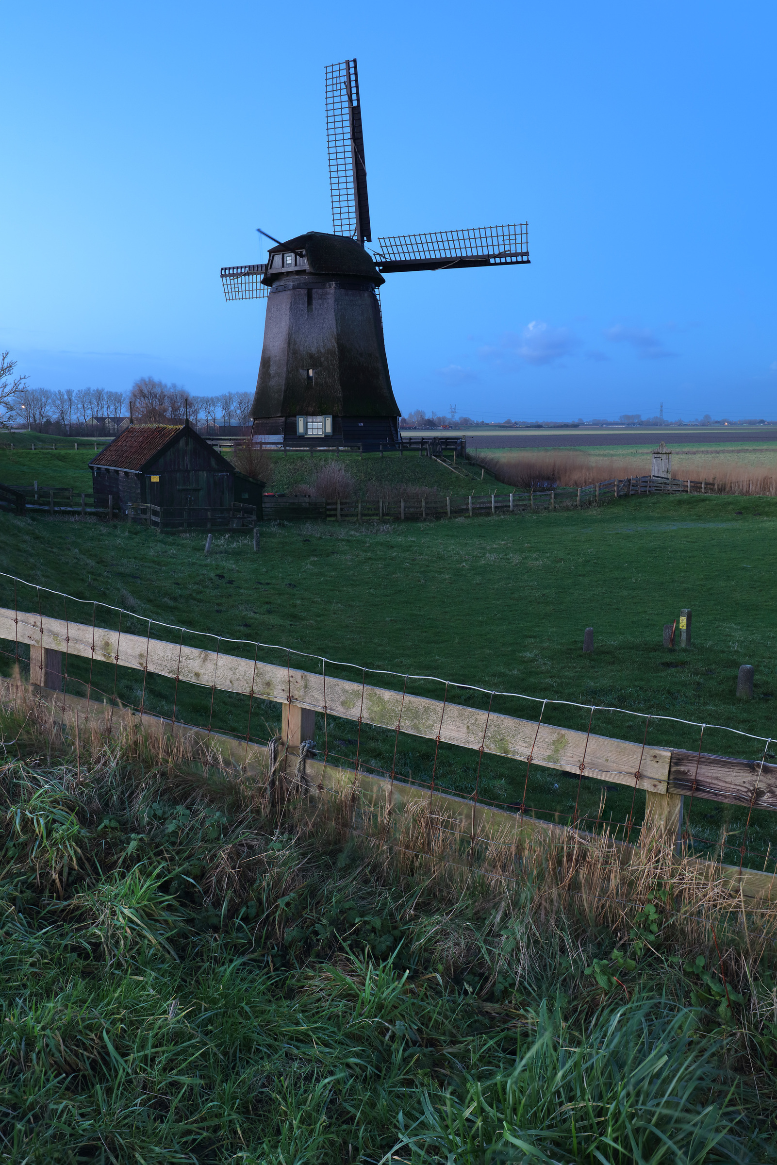 einzelne Windmühle in Schermerhorn